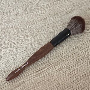 Victoria Beckham #15 Powder Brush